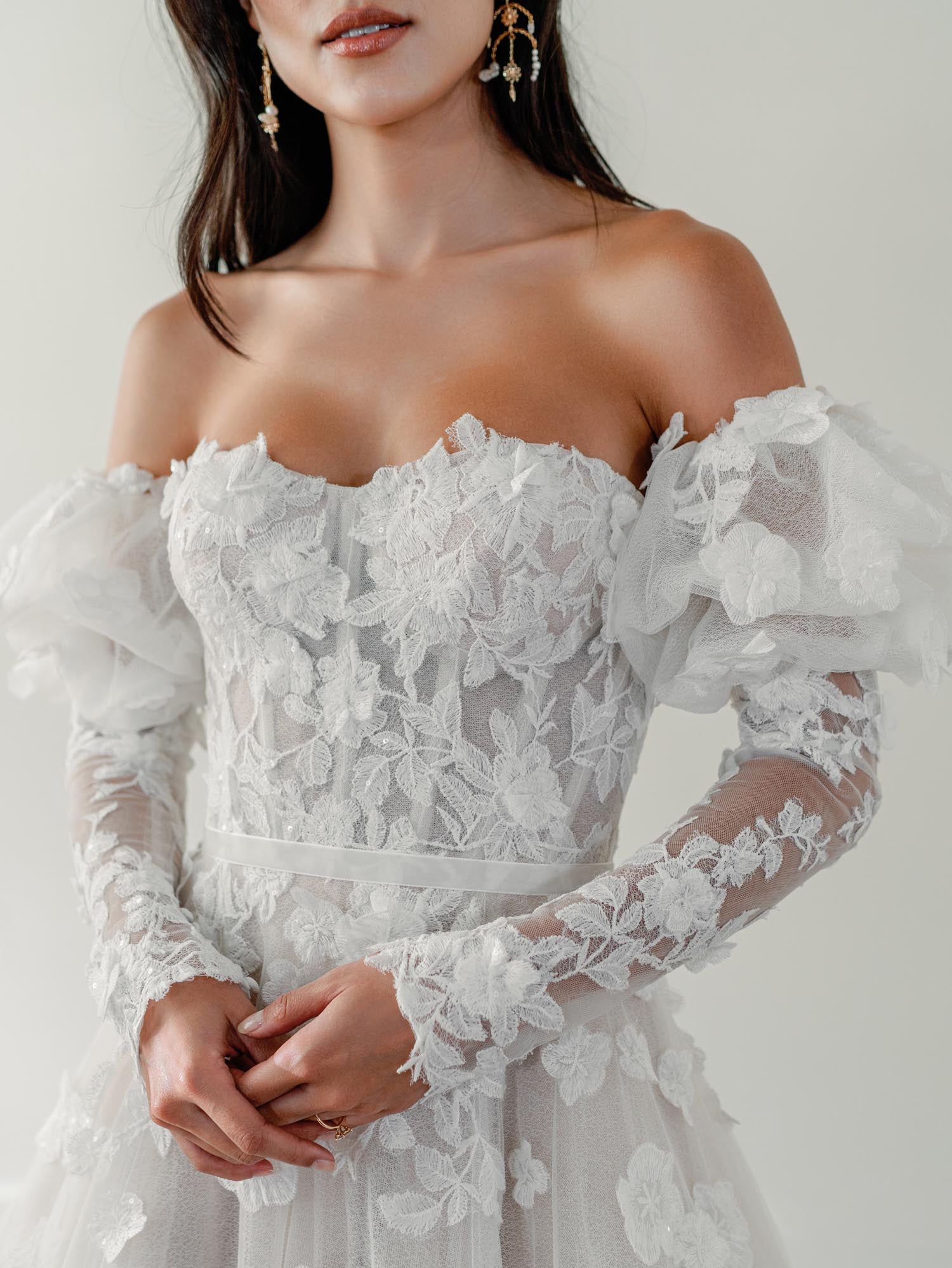 Aleena Sleeves