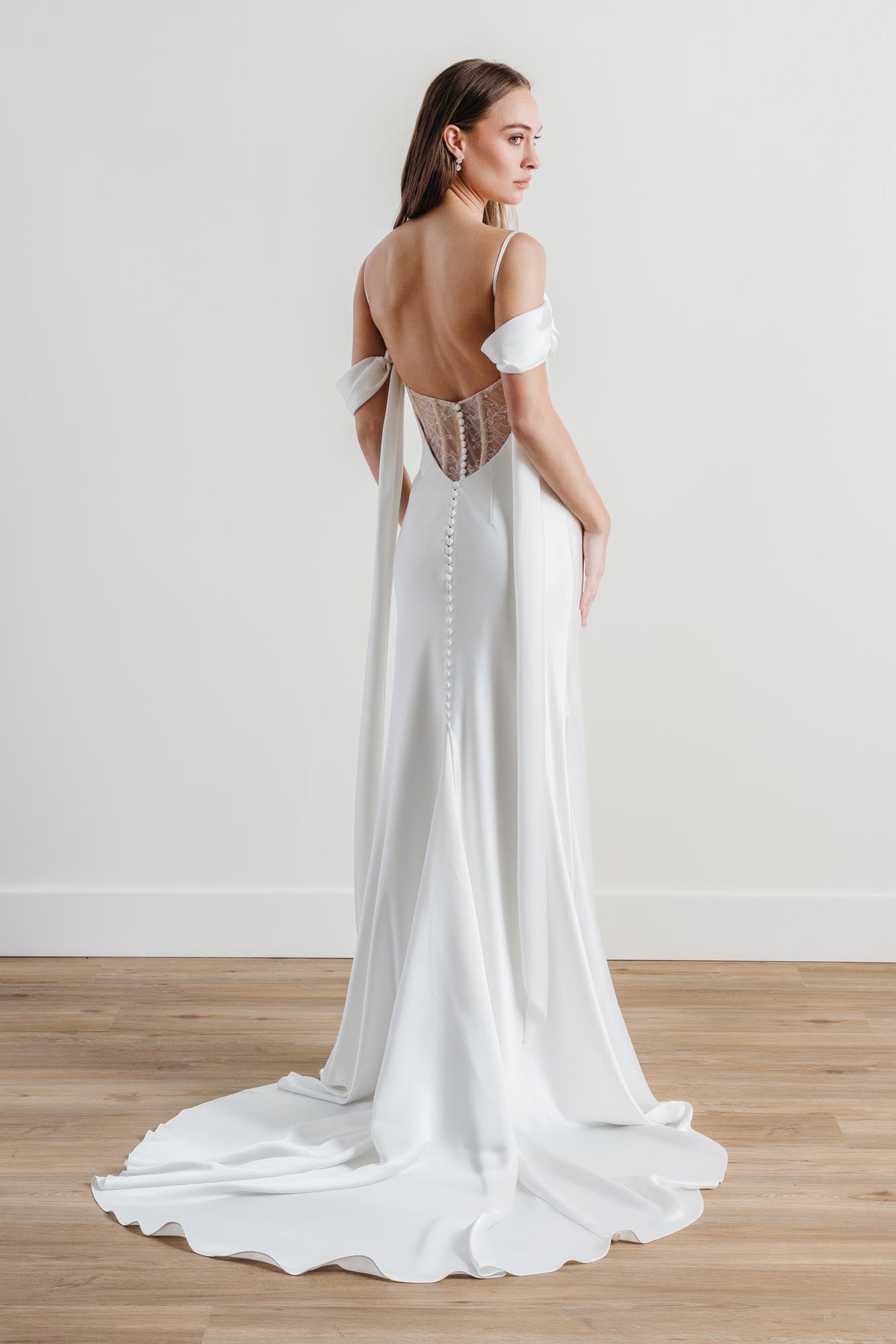 Cam Arm Drape