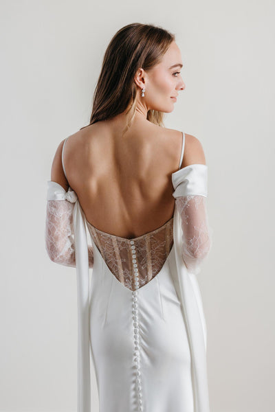 Cam Lace Sleeves
