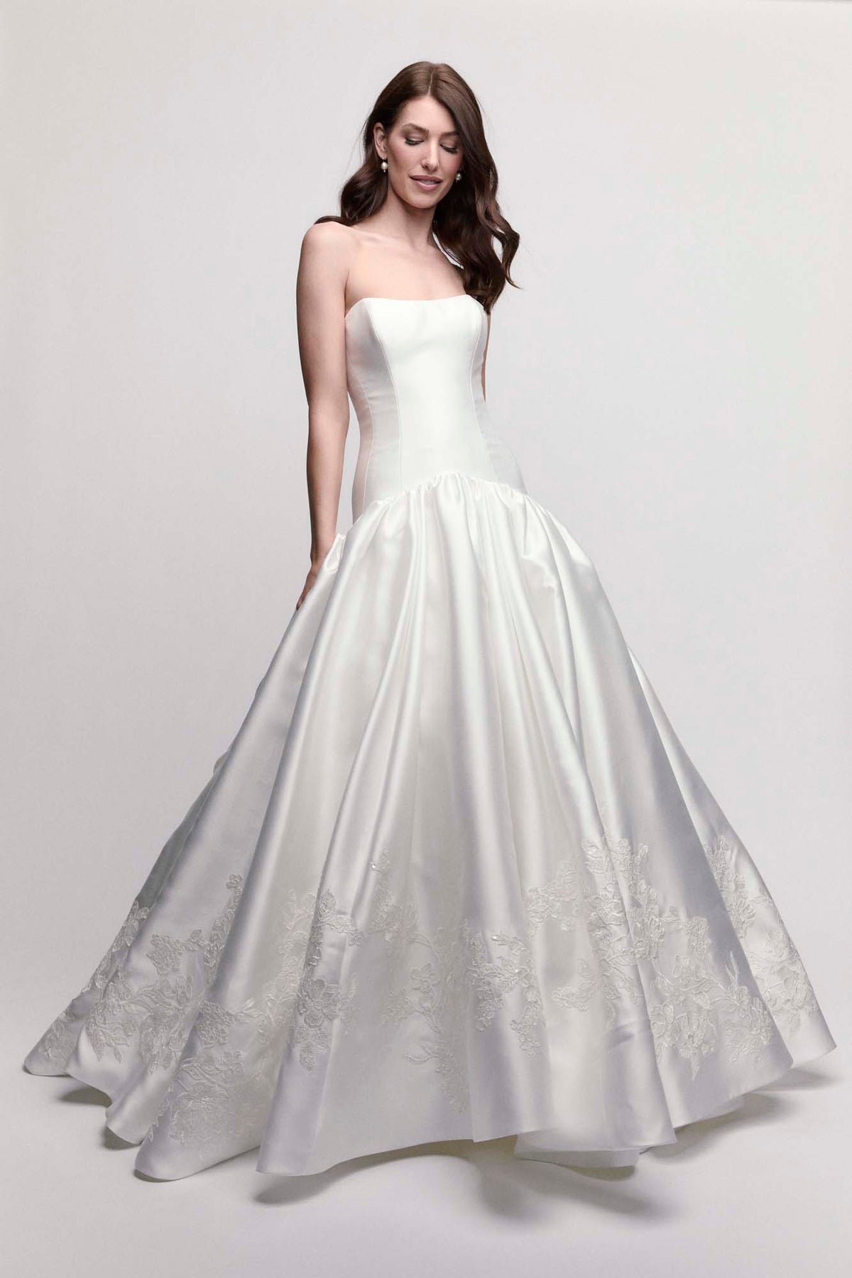 Verandi with Lace