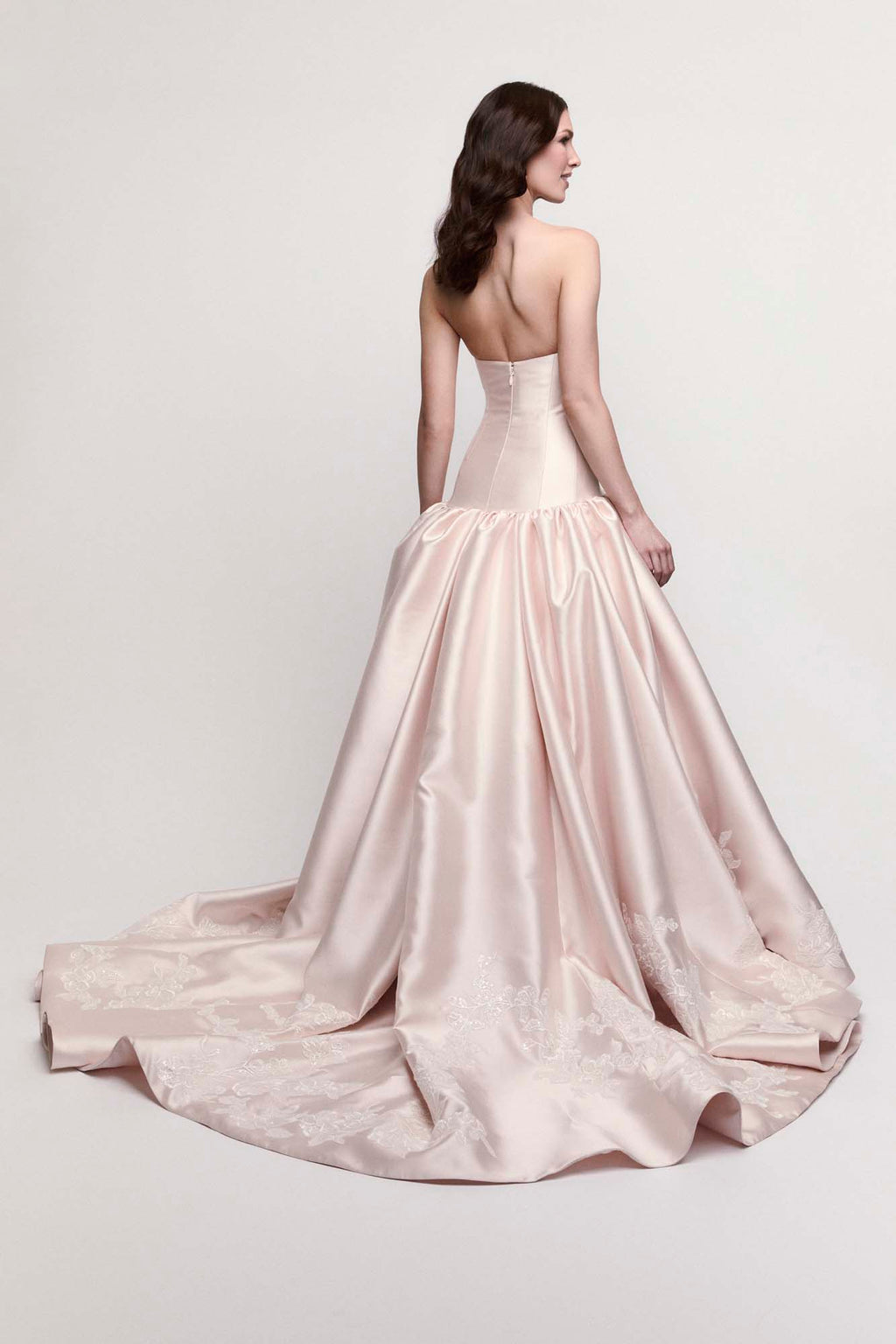 Verandi with Lace
