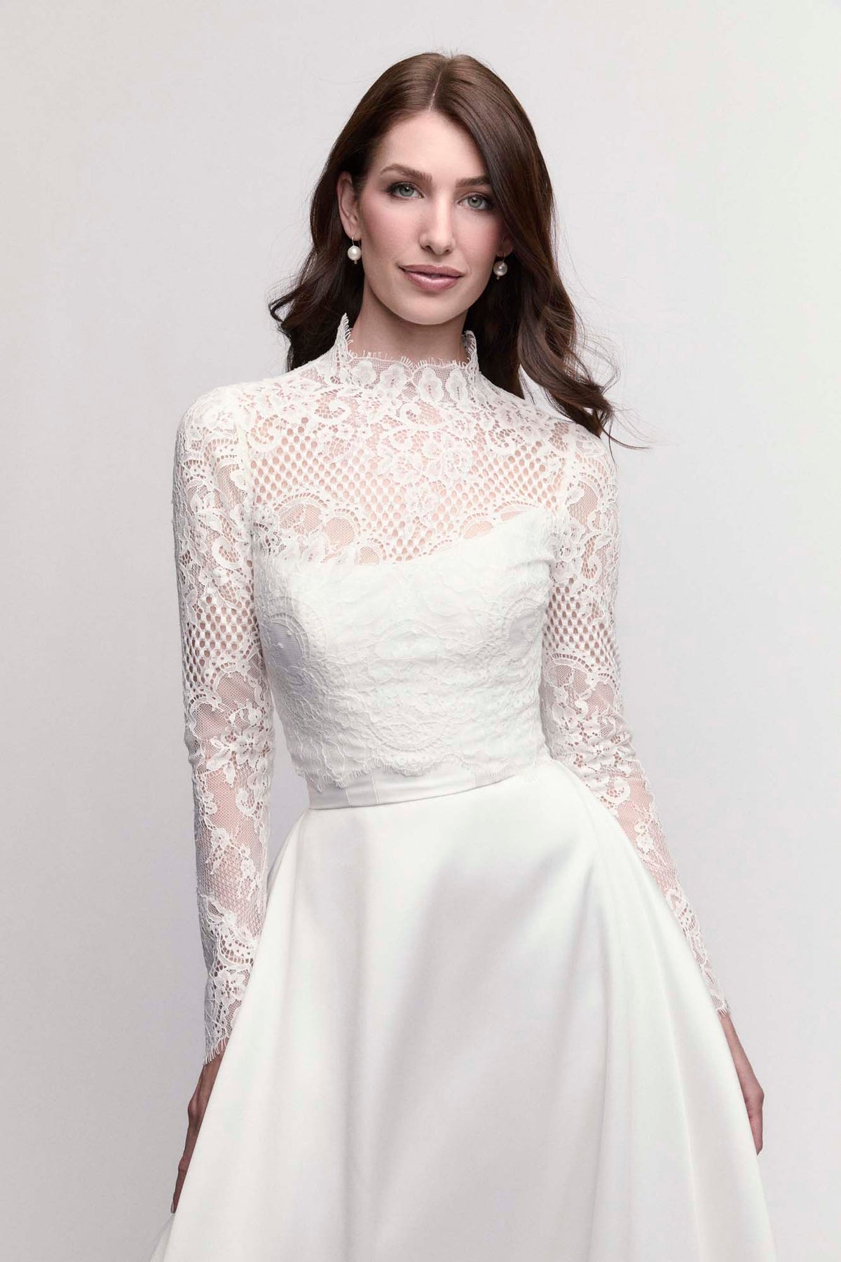 Valka Lace Topper
