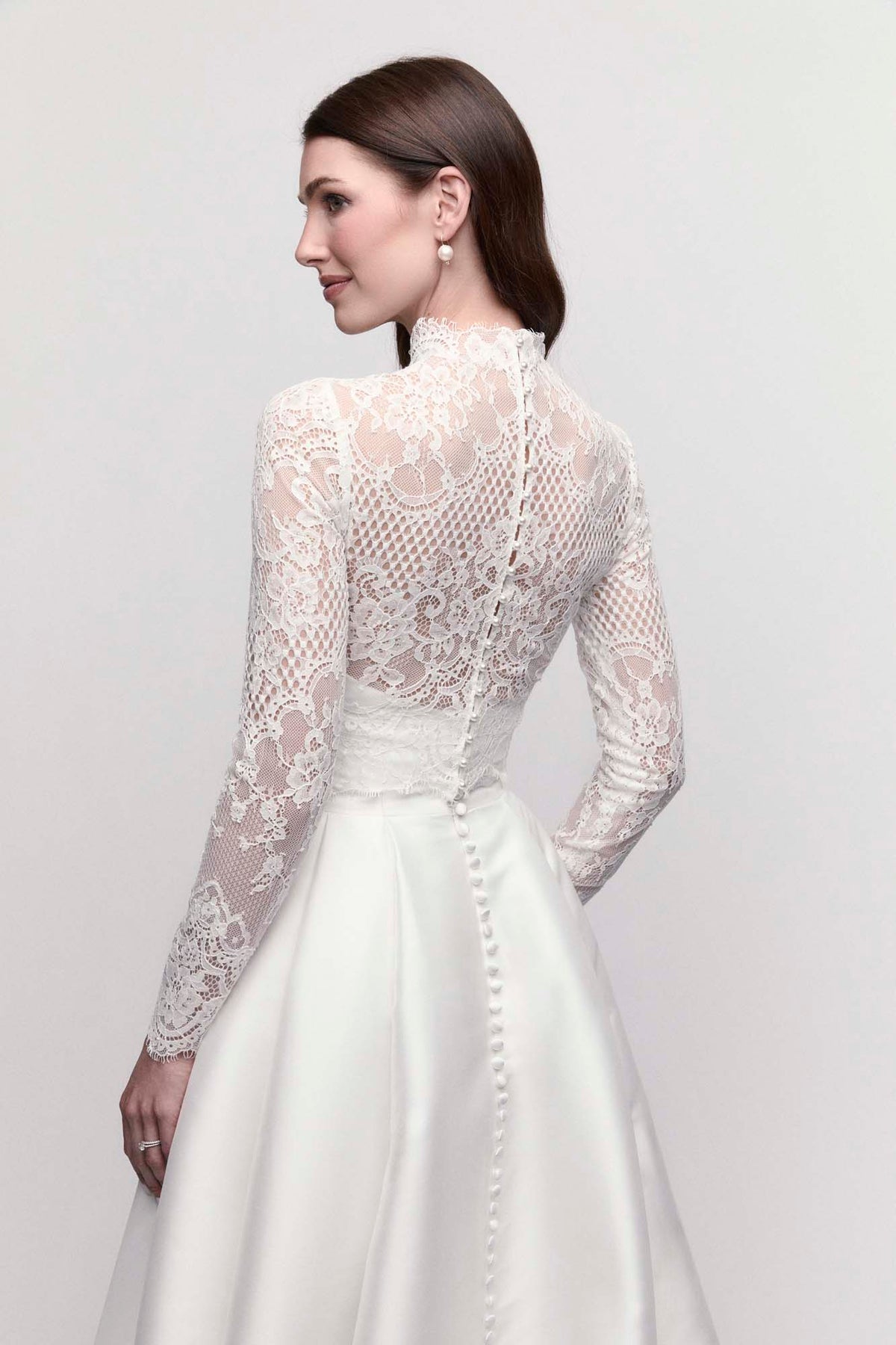 Valka Lace Topper
