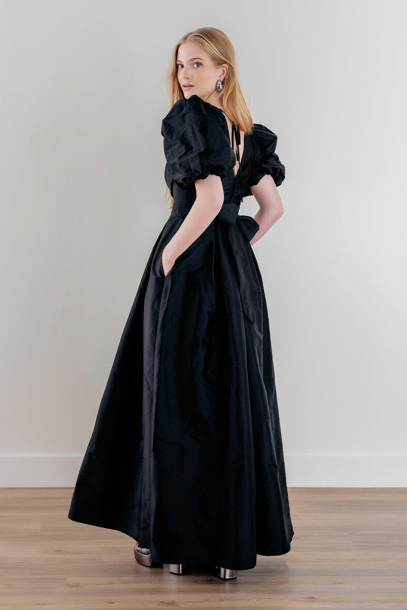 Bungalow Brocade