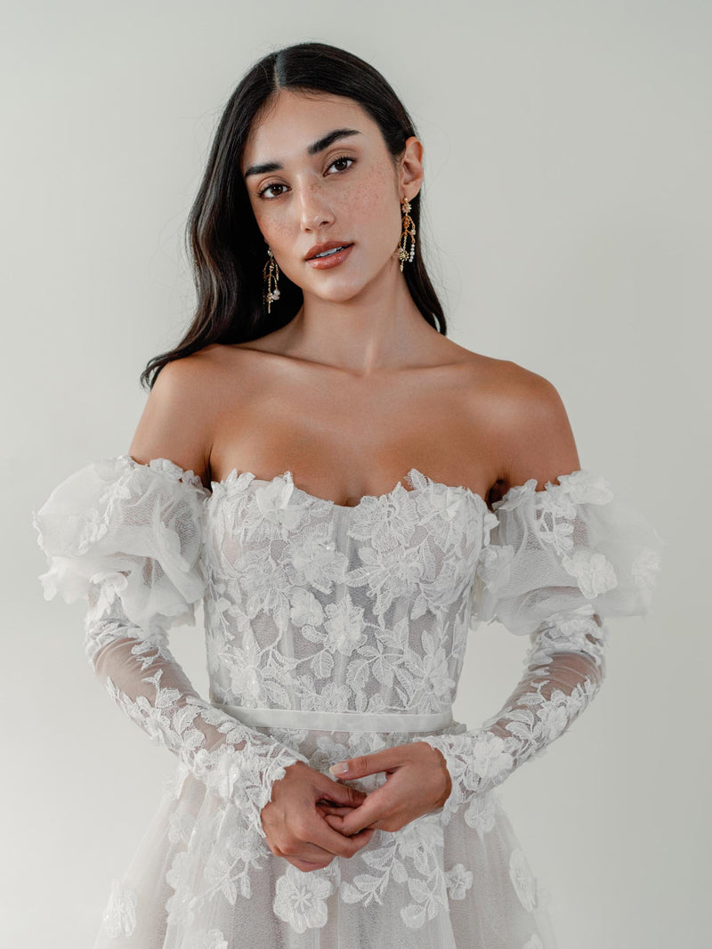 Aleena Sleeves