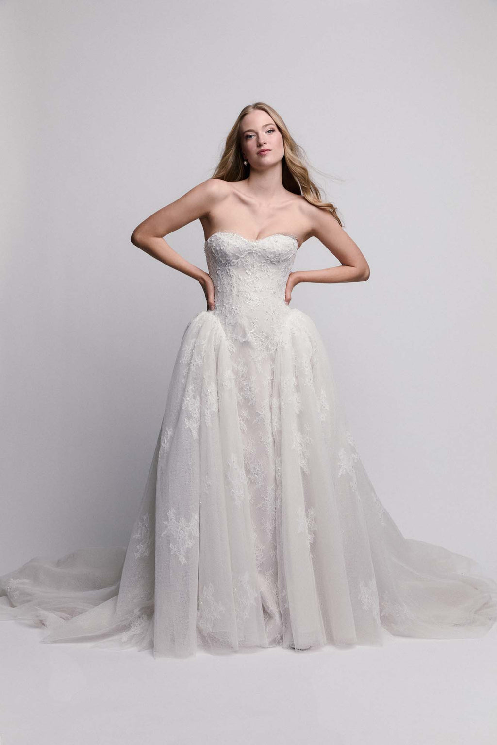 Saphyre Unbeaded